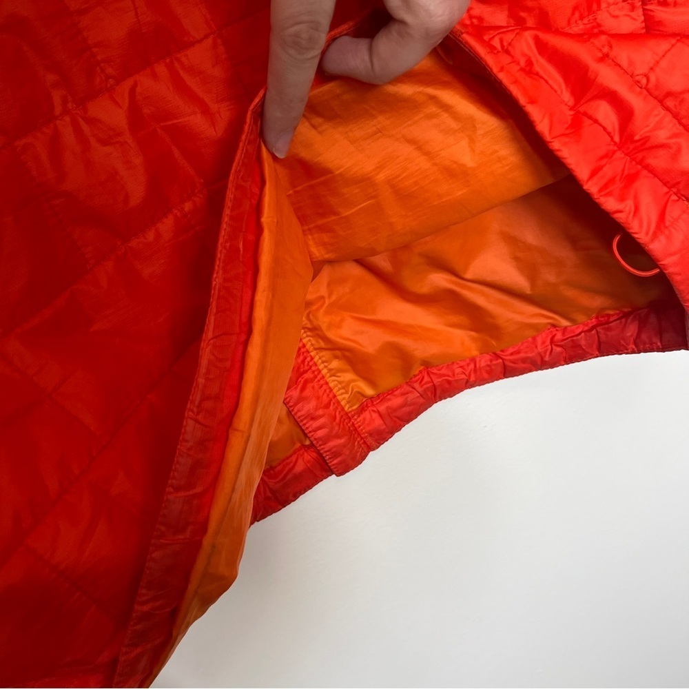 Patagonia Men’s Down Jacket in Bright Orange Size M - Picture 8 of 9